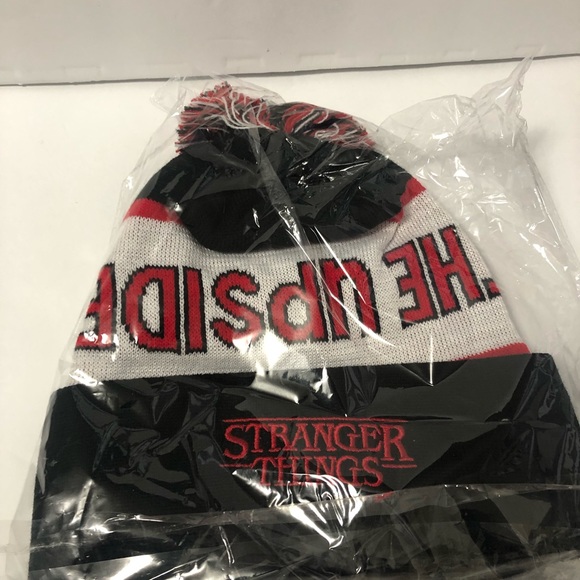 NEW Stranger Things Fleece Lined Beanie “The Upside Down” Mind Flayer Limited Ed - Picture 6 of 6